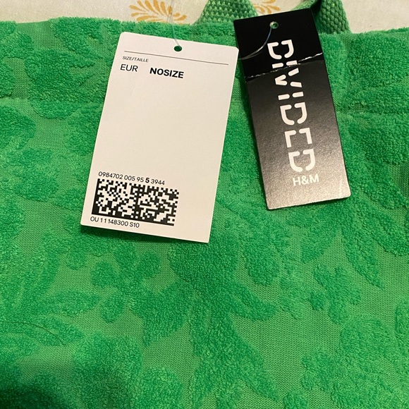 H&M Bright Green Textured Terry Tote - Picture 2 of 4